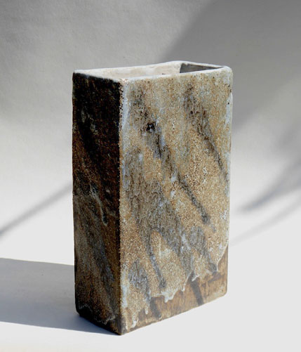 Edle quadratische Vase aus glasiertem Steinzeug / Keramik, des Hamburger Künstlers Jürgen Wulf